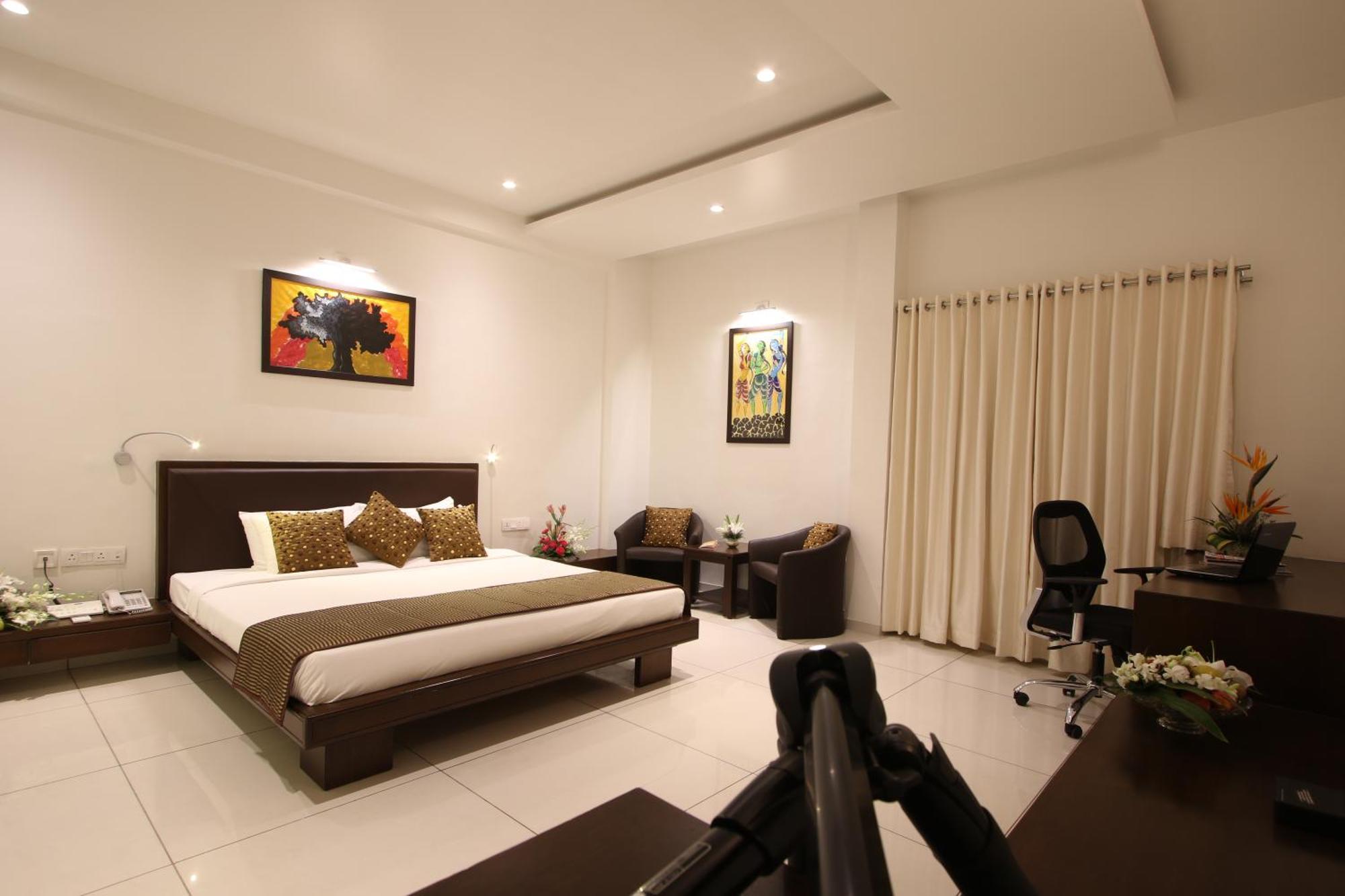 Prakruti Resort วาโดดารา ภายนอก รูปภาพ