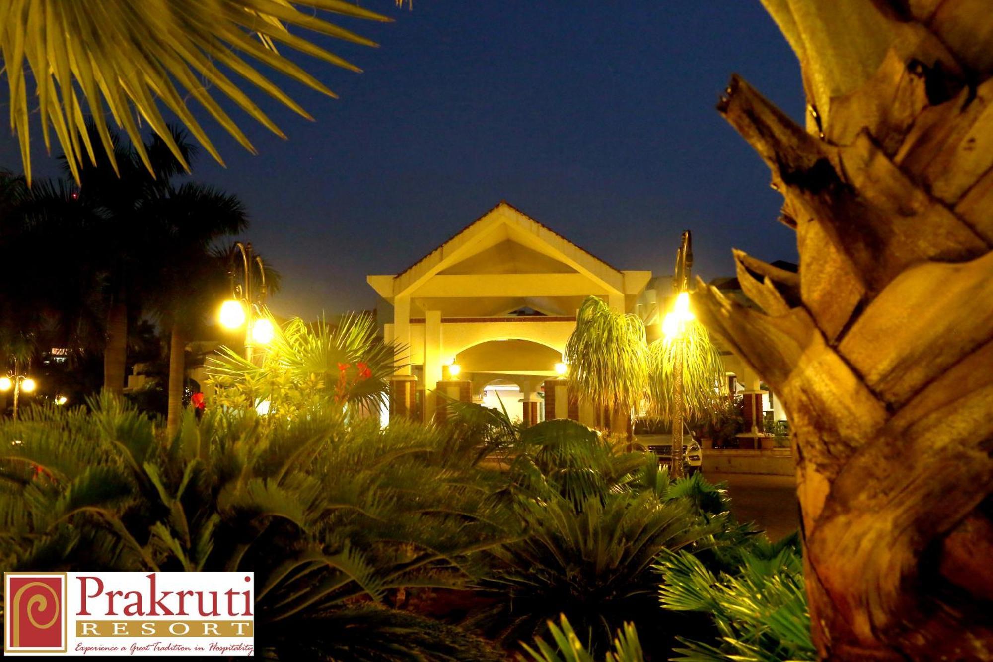 Prakruti Resort วาโดดารา ภายนอก รูปภาพ